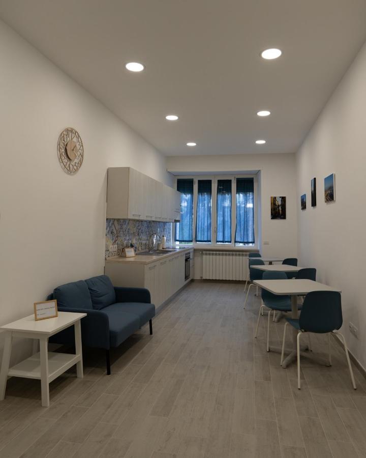 Dimora Cavour Hotel Naples Luaran gambar