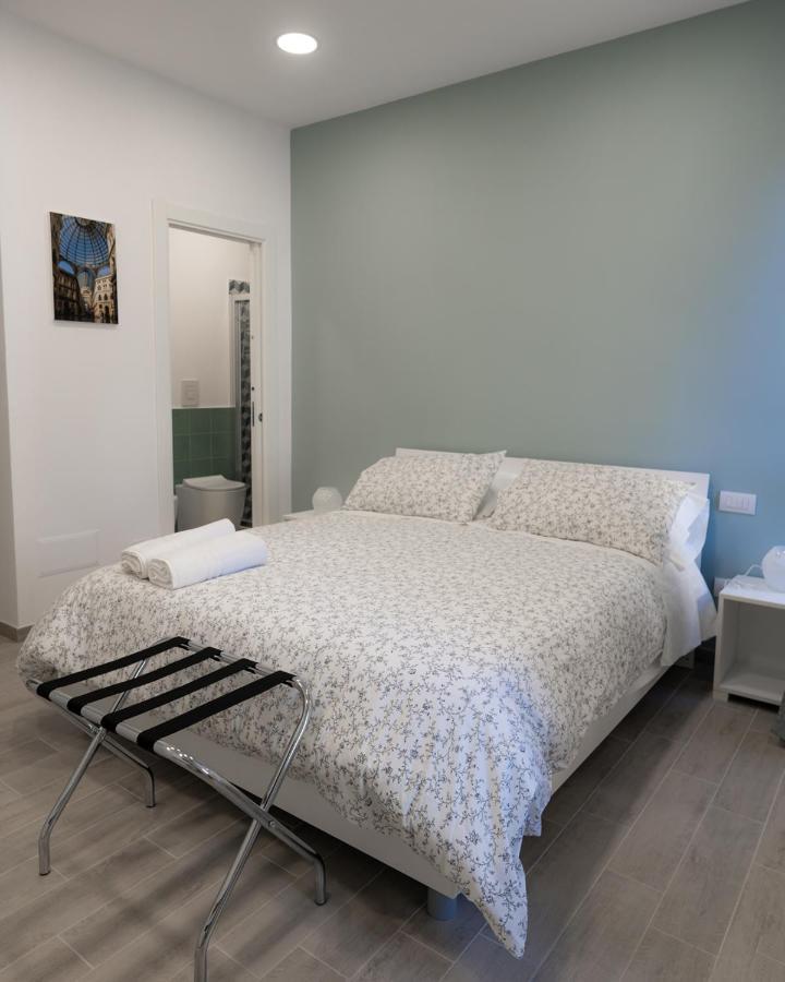 Dimora Cavour Hotel Naples Luaran gambar