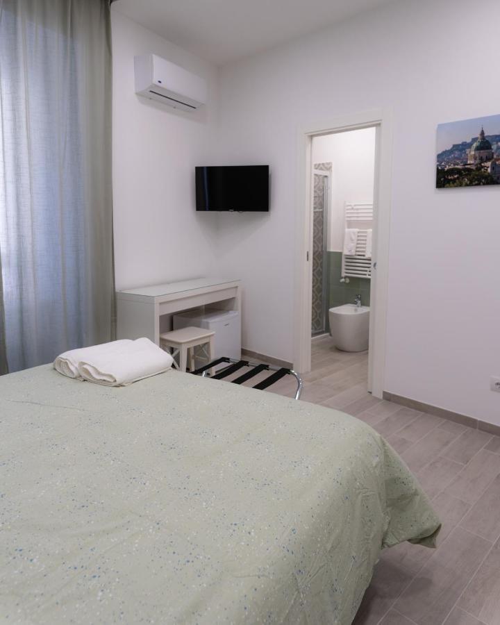 Dimora Cavour Hotel Naples Luaran gambar
