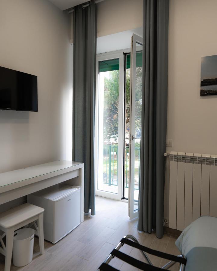 Dimora Cavour Hotel Naples Luaran gambar