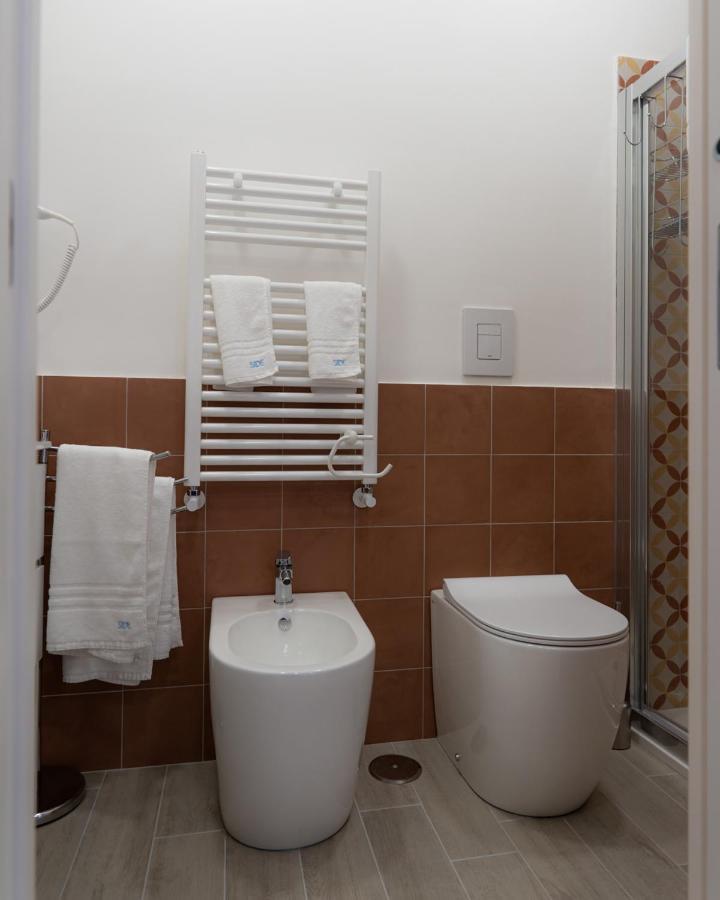 Dimora Cavour Hotel Naples Luaran gambar