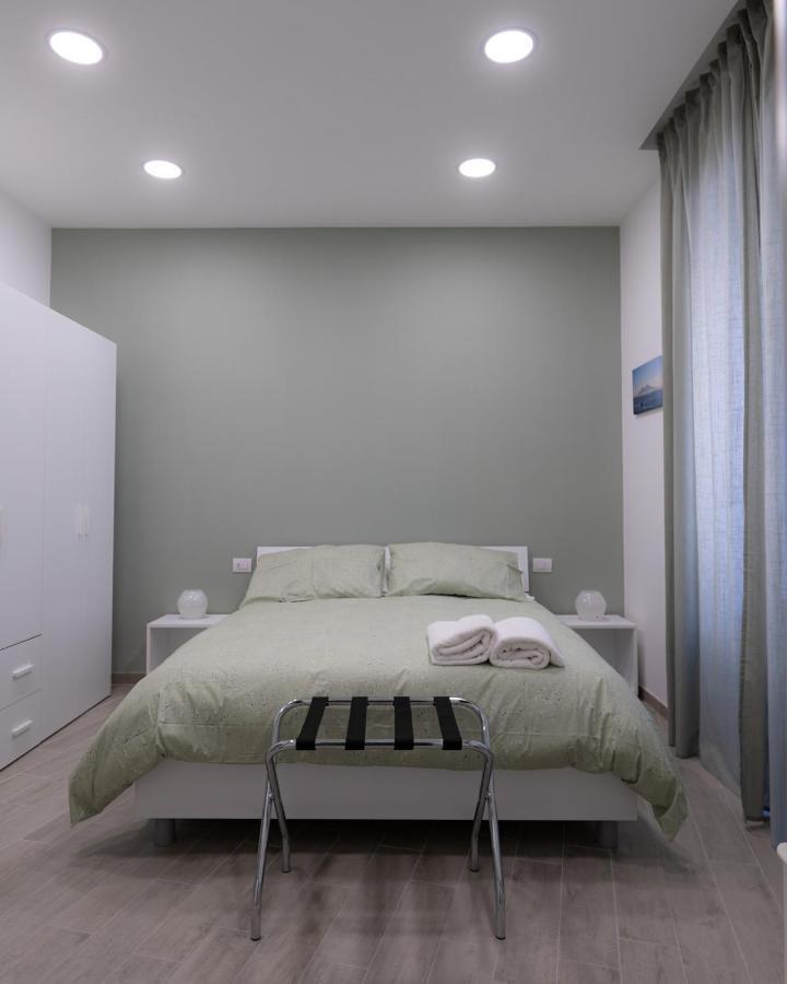 Dimora Cavour Hotel Naples Luaran gambar
