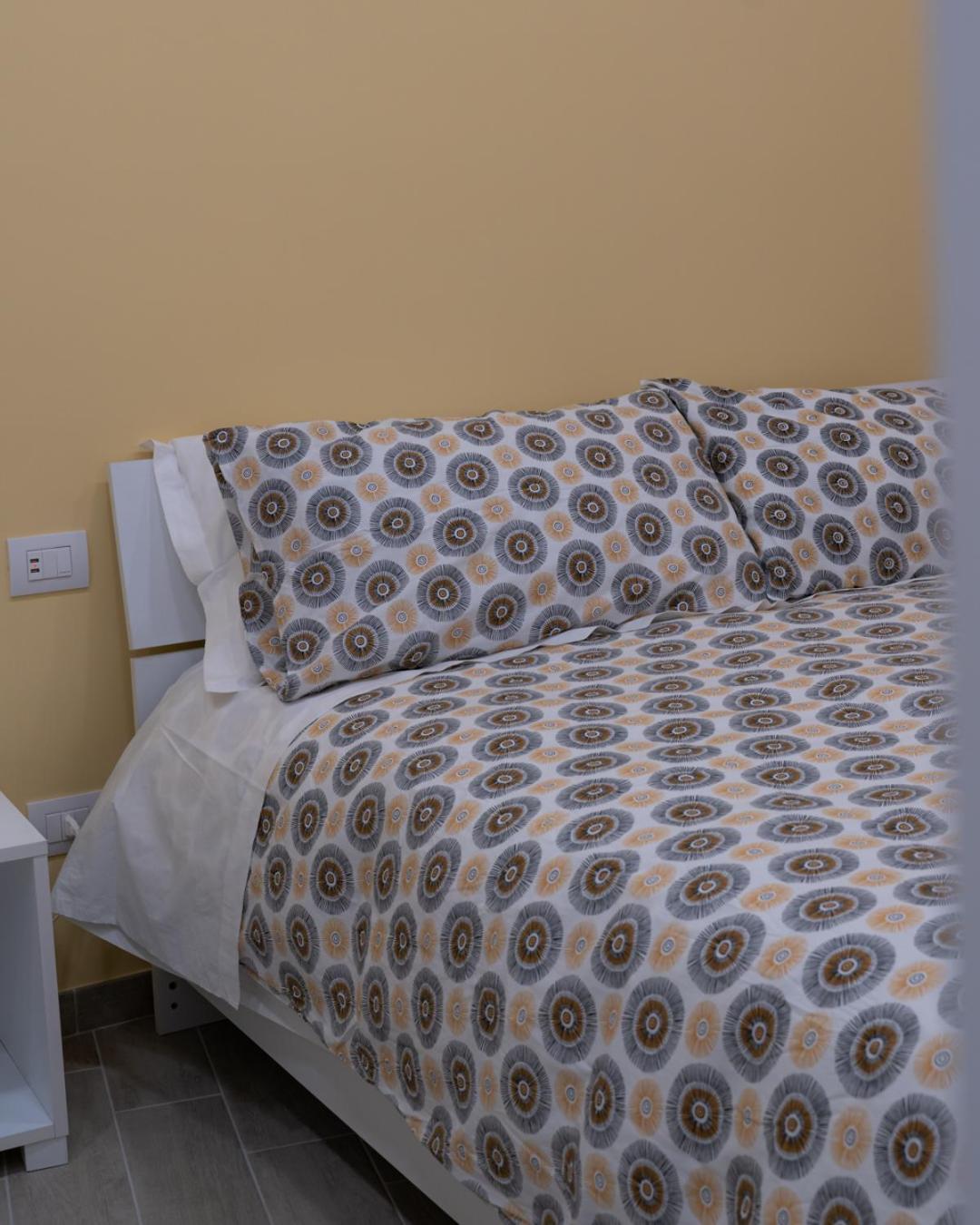 Dimora Cavour Hotel Naples Bilik gambar